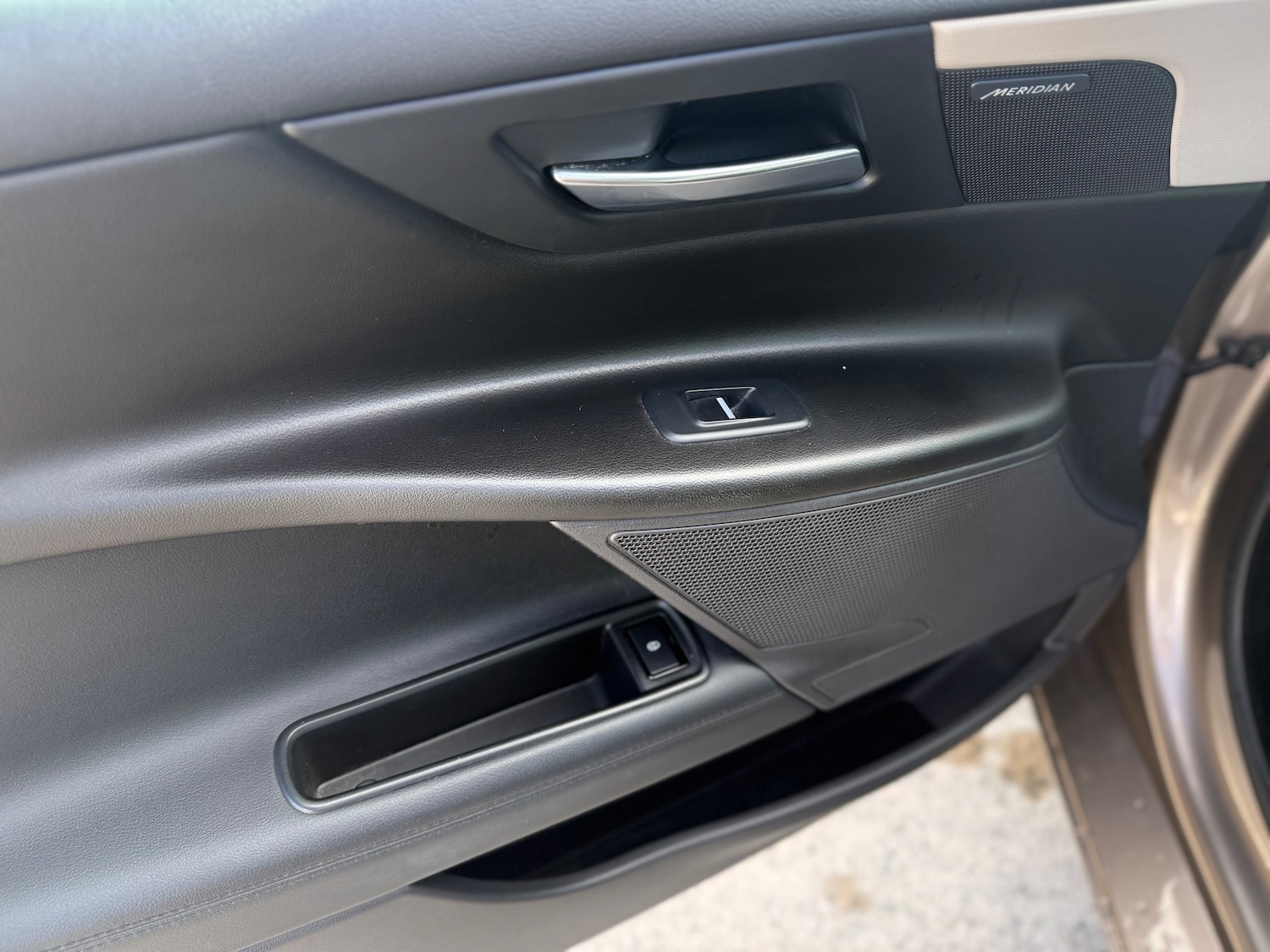 Used Jaguar XE 2017 for sale - 77890548: Photo 58