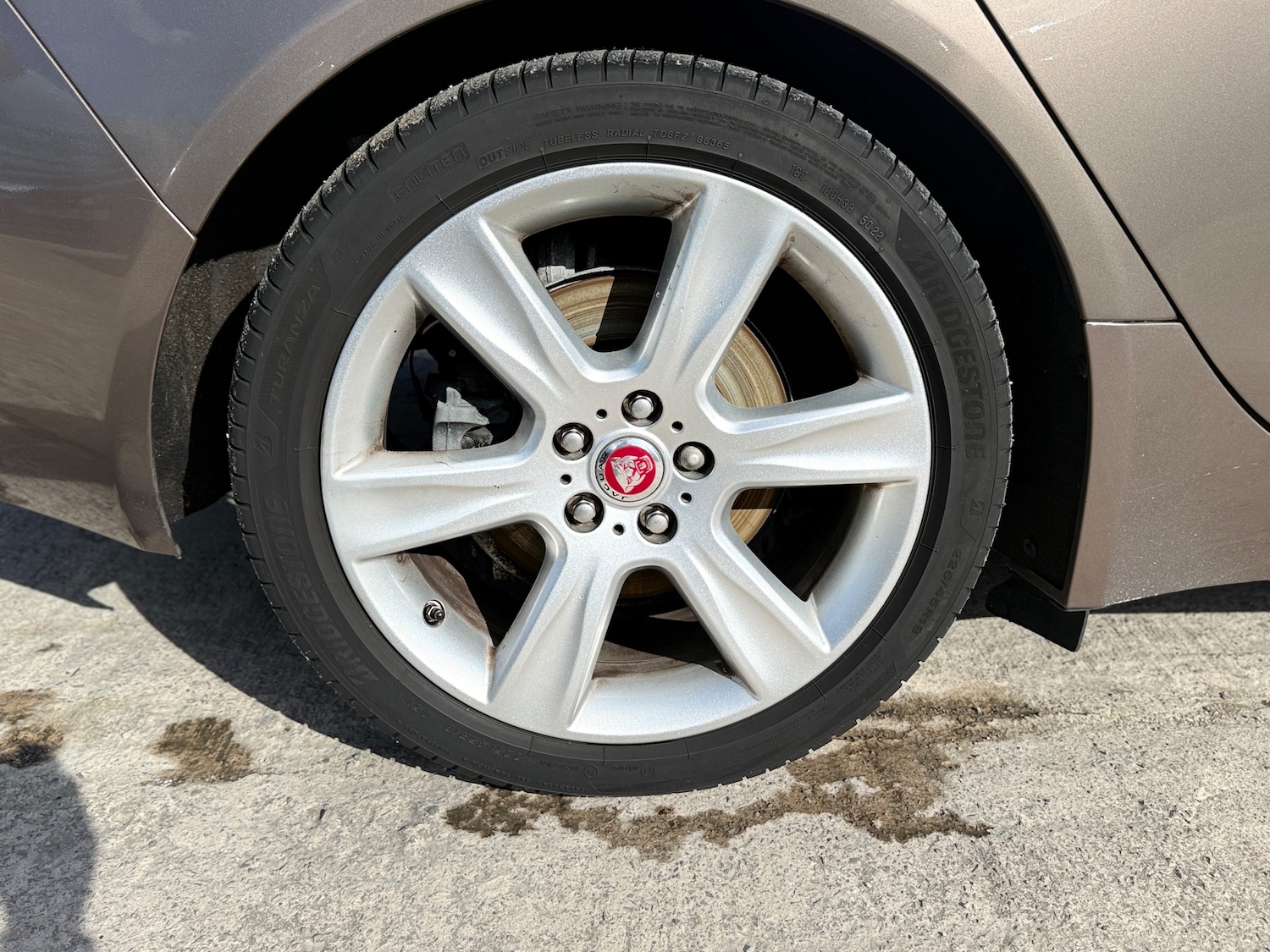 Used Jaguar XE 2017 for sale - 77890548: Photo 62