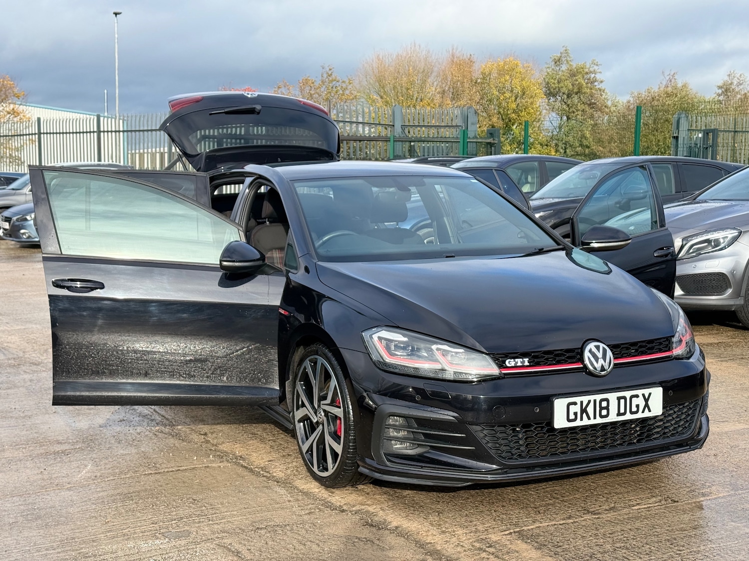 Used Volkswagen Golf 2018 for sale - 76453642: Photo 10