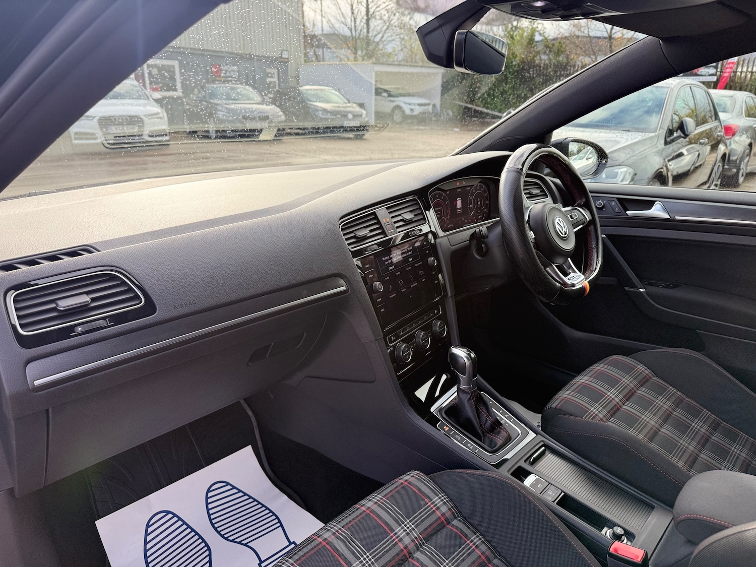 Used Volkswagen Golf 2018 for sale - 76453642: Photo 22