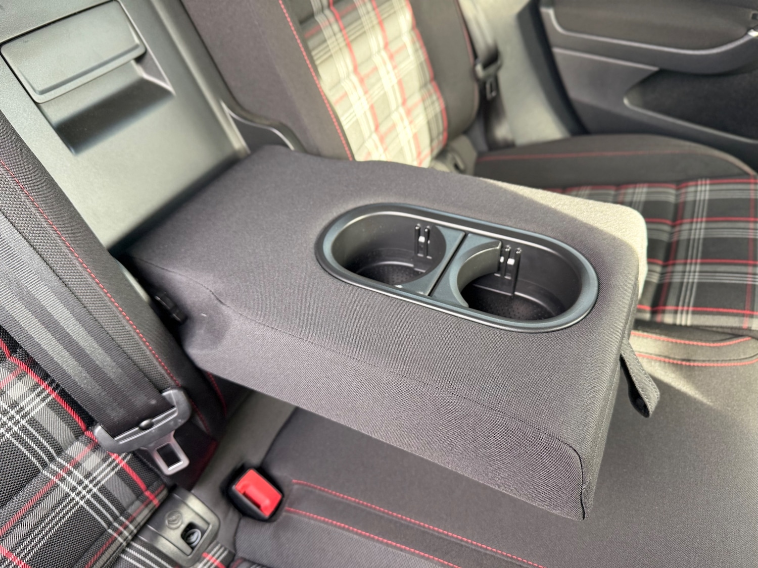 Used Volkswagen Golf 2018 for sale - 76453642: Photo 29