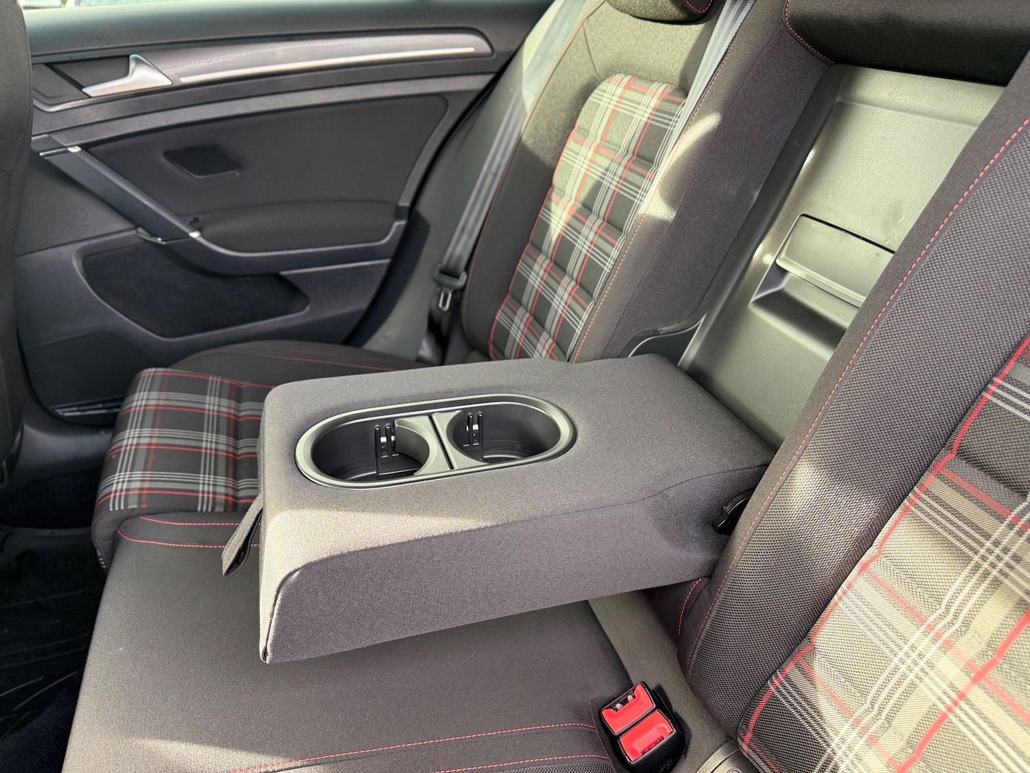 Used Volkswagen Golf 2018 for sale - 76453642: Photo 33