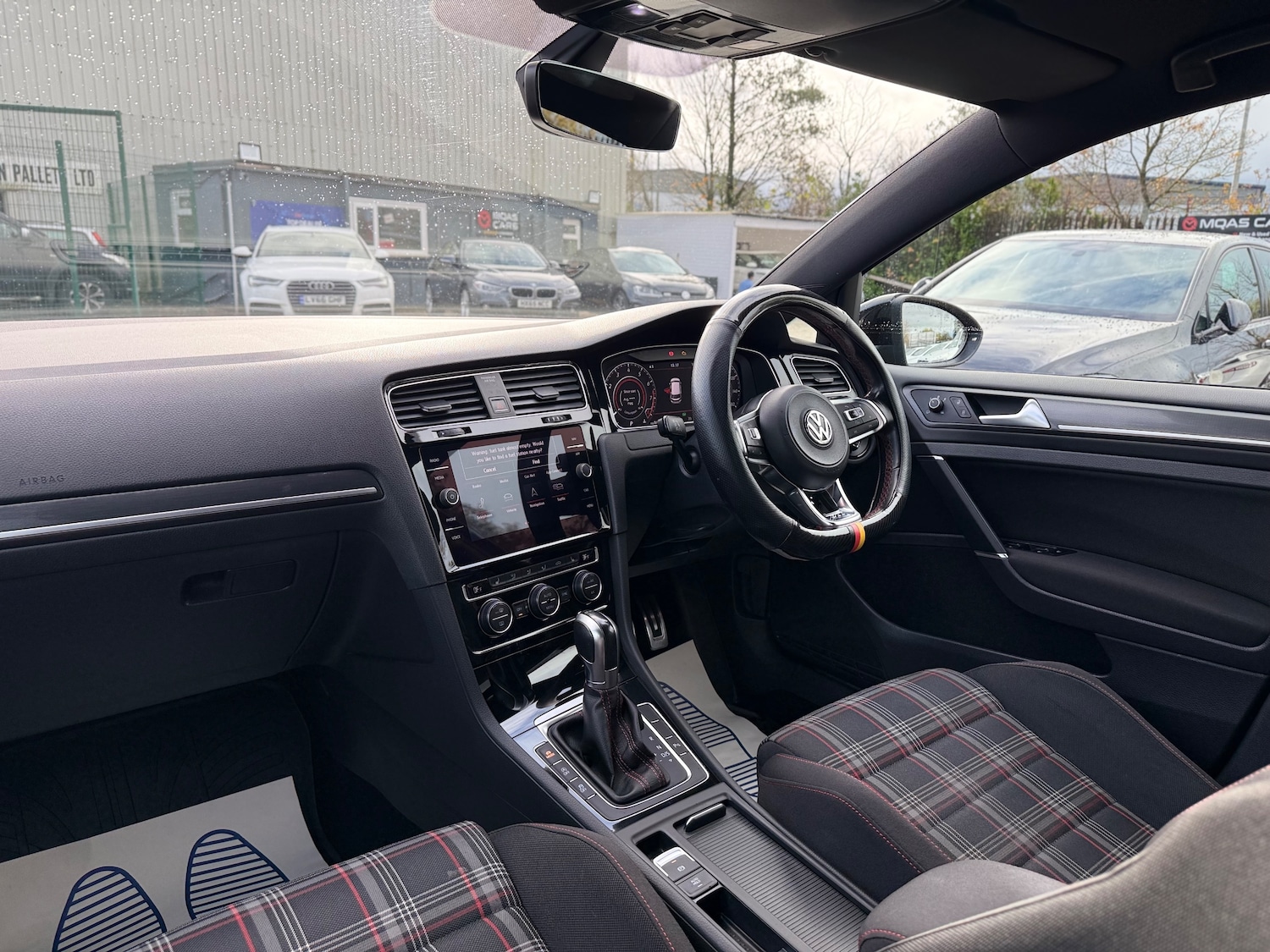 Used Volkswagen Golf 2018 for sale - 76453642: Photo 4