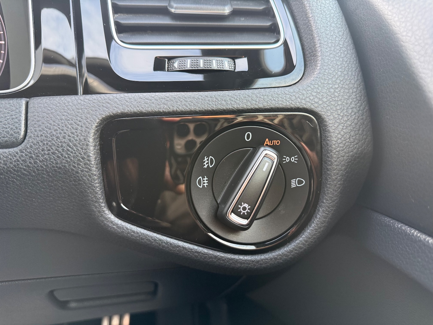 Used Volkswagen Golf 2018 for sale - 76453642: Photo 41