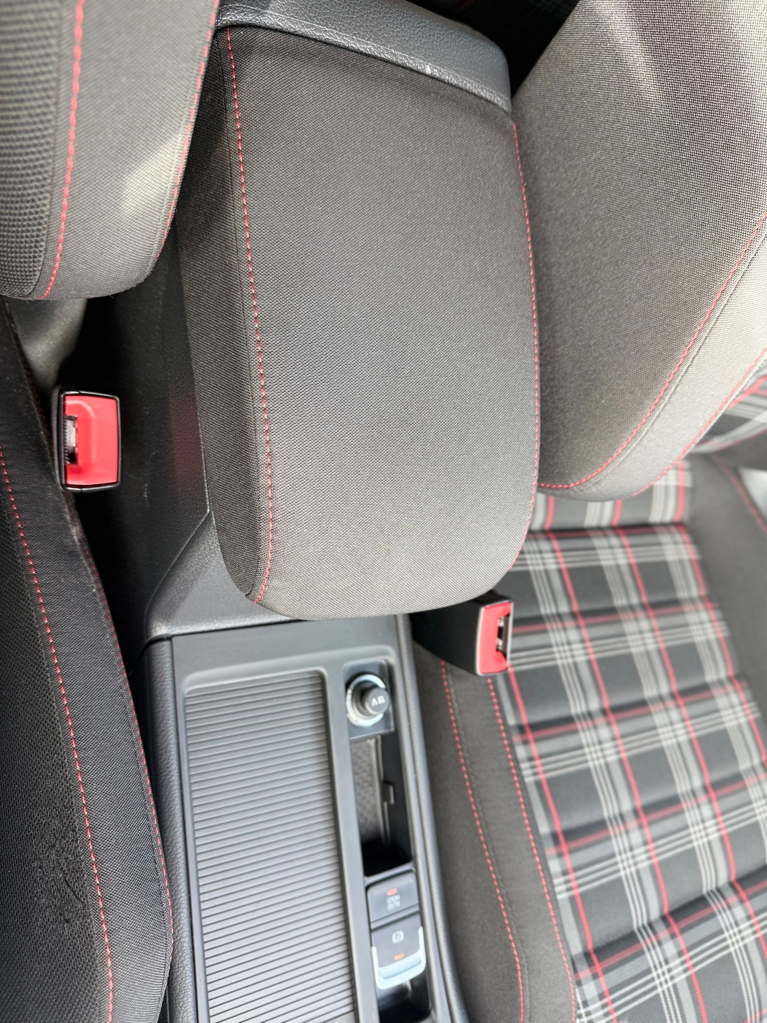 Used Volkswagen Golf 2018 for sale - 76453642: Photo 54