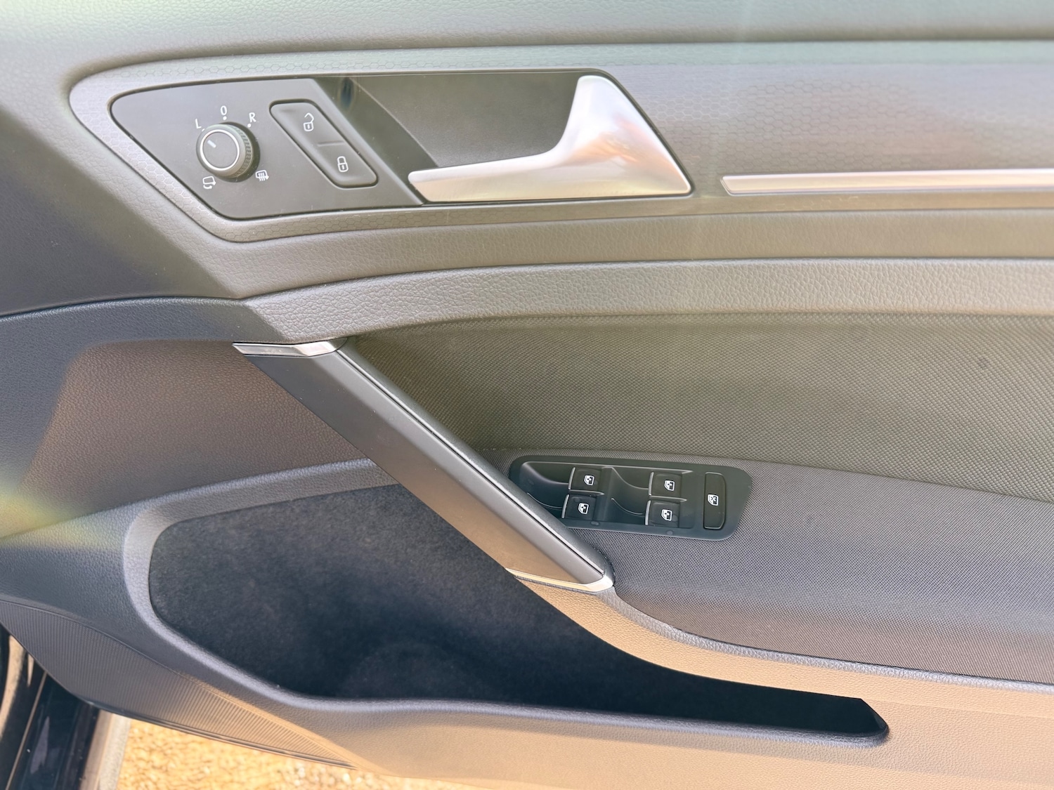 Used Volkswagen Golf 2018 for sale - 76453642: Photo 64