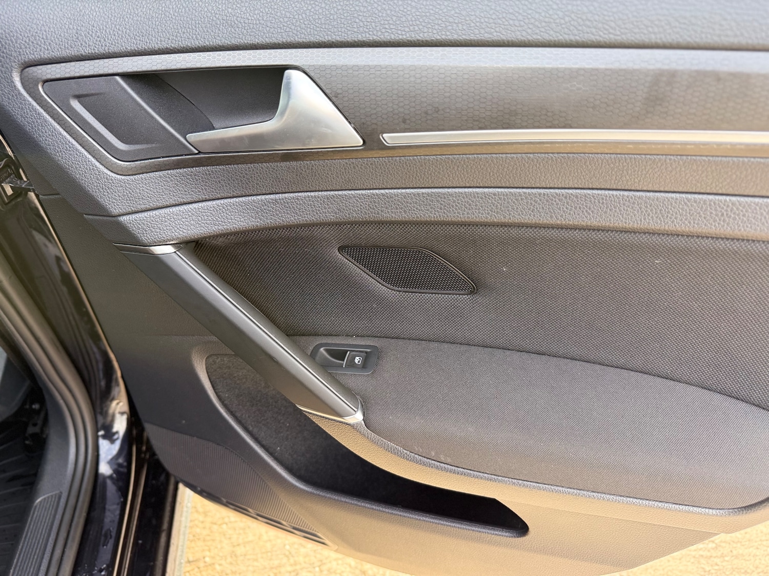 Used Volkswagen Golf 2018 for sale - 76453642: Photo 65