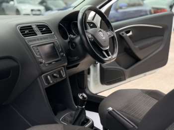 Used Volkswagen Polo 2016 for sale - 75088765: Photo
