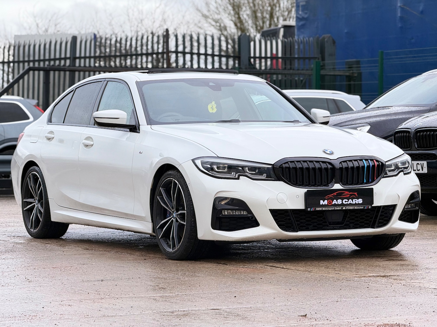 Used BMW 3 Series 2019 for sale - 76949810: Photo 1
