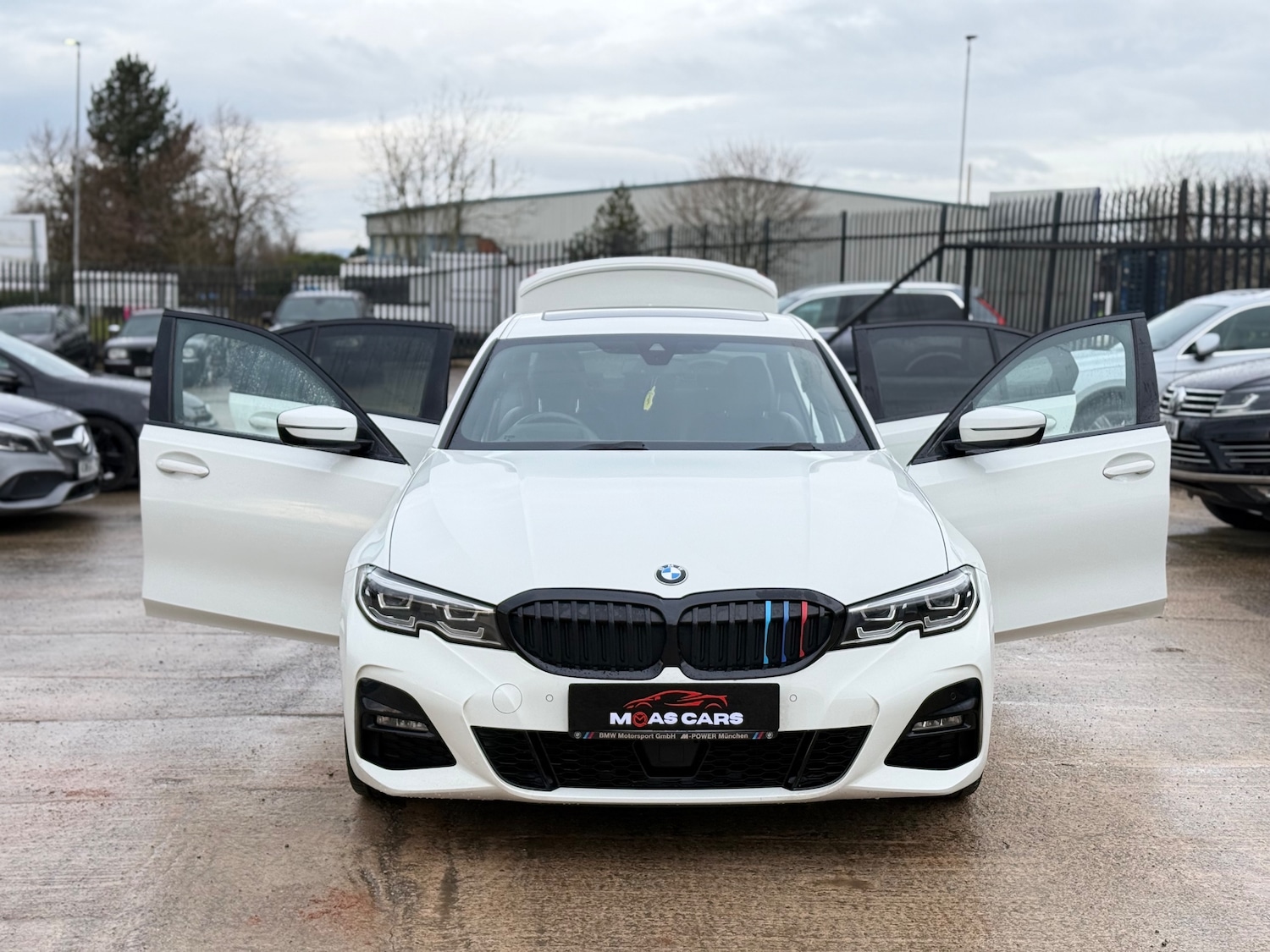 Used BMW 3 Series 2019 for sale - 76949810: Photo 12