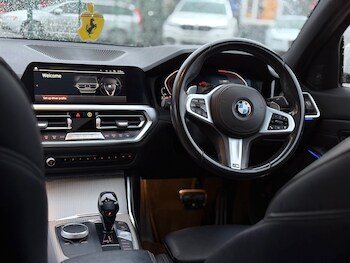 Used BMW 3 Series 2019 for sale - 76949810: Photo