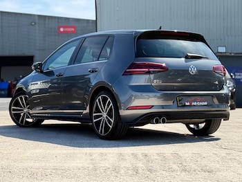 Used Volkswagen Golf 2017 for sale - 79468671: Photo