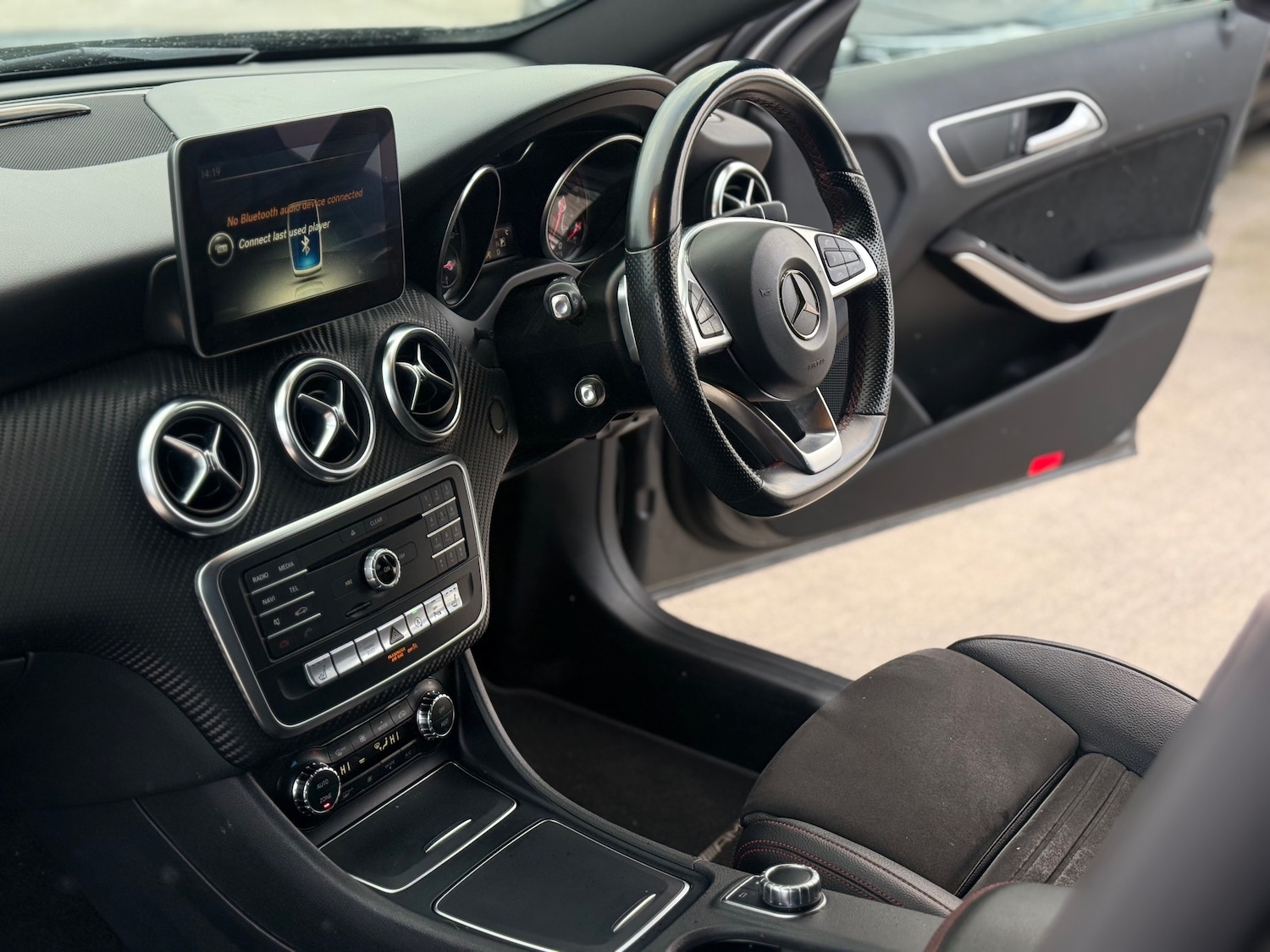 Used Mercedes-Benz A-Class 2016 for sale - 77100913: Photo 4