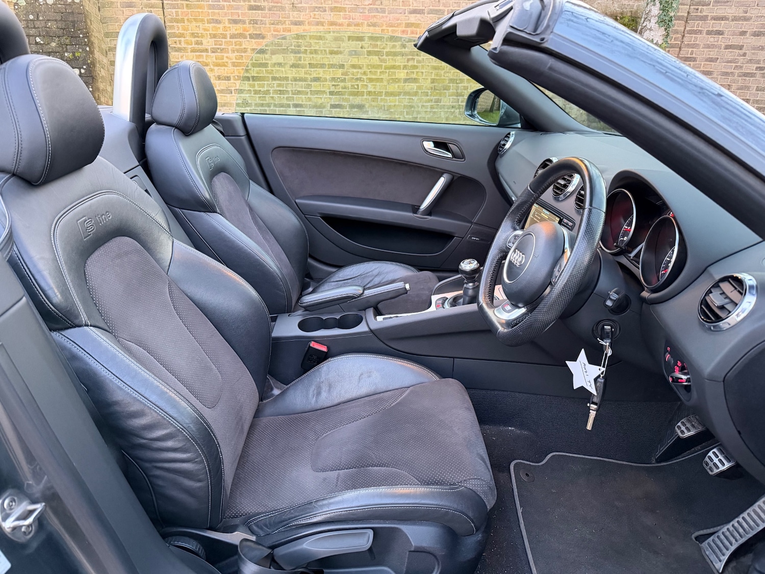 Used Audi TT 2013 for sale - 76933317: Photo 15