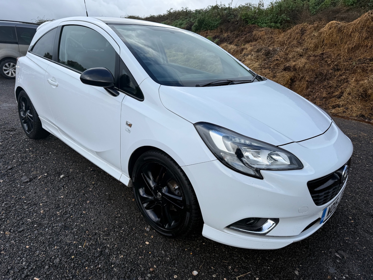 Used Vauxhall Corsa 2015 for sale - 76321654: Photo 1