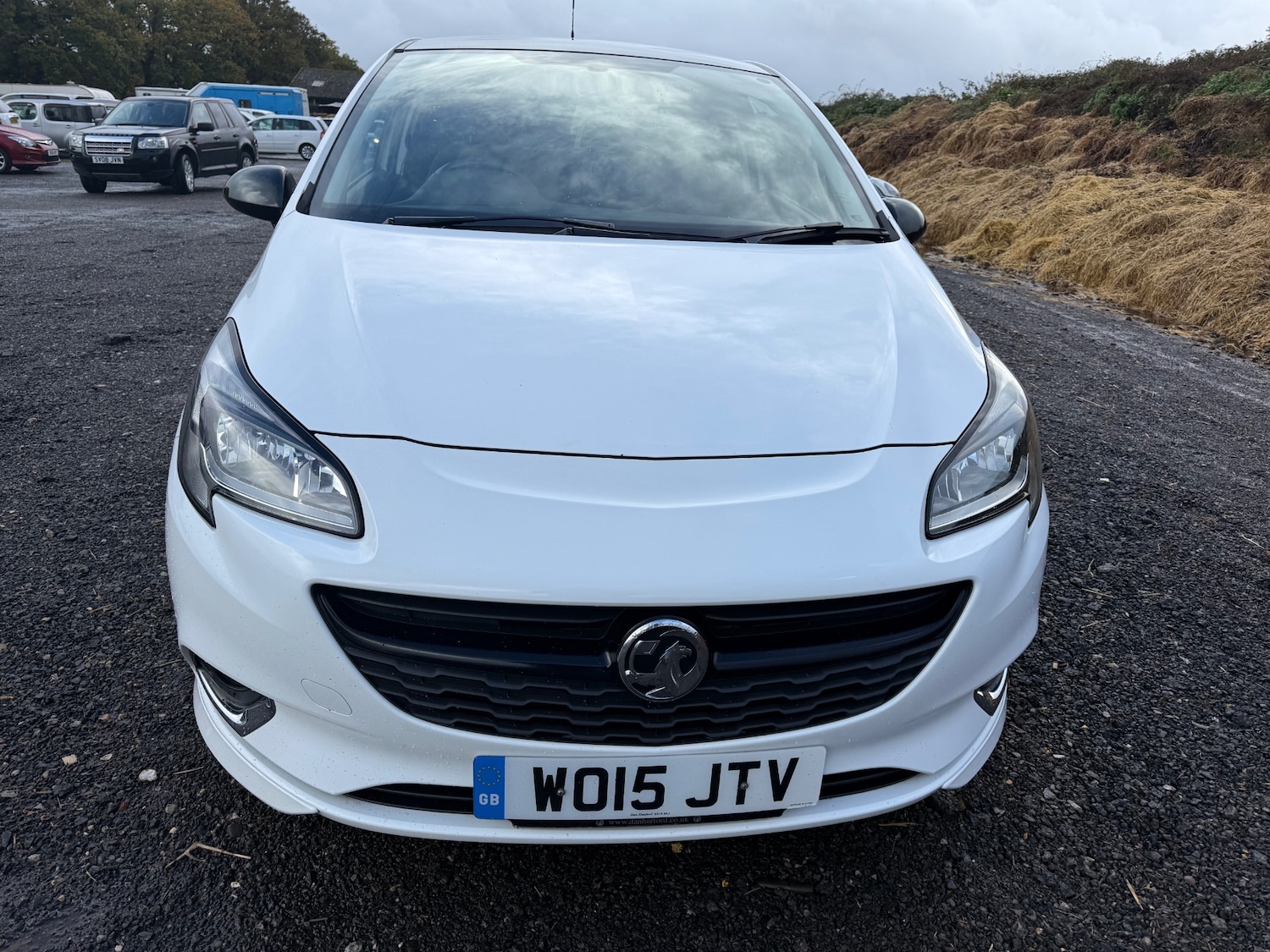 Used Vauxhall Corsa 2015 for sale - 76321654: Photo 2