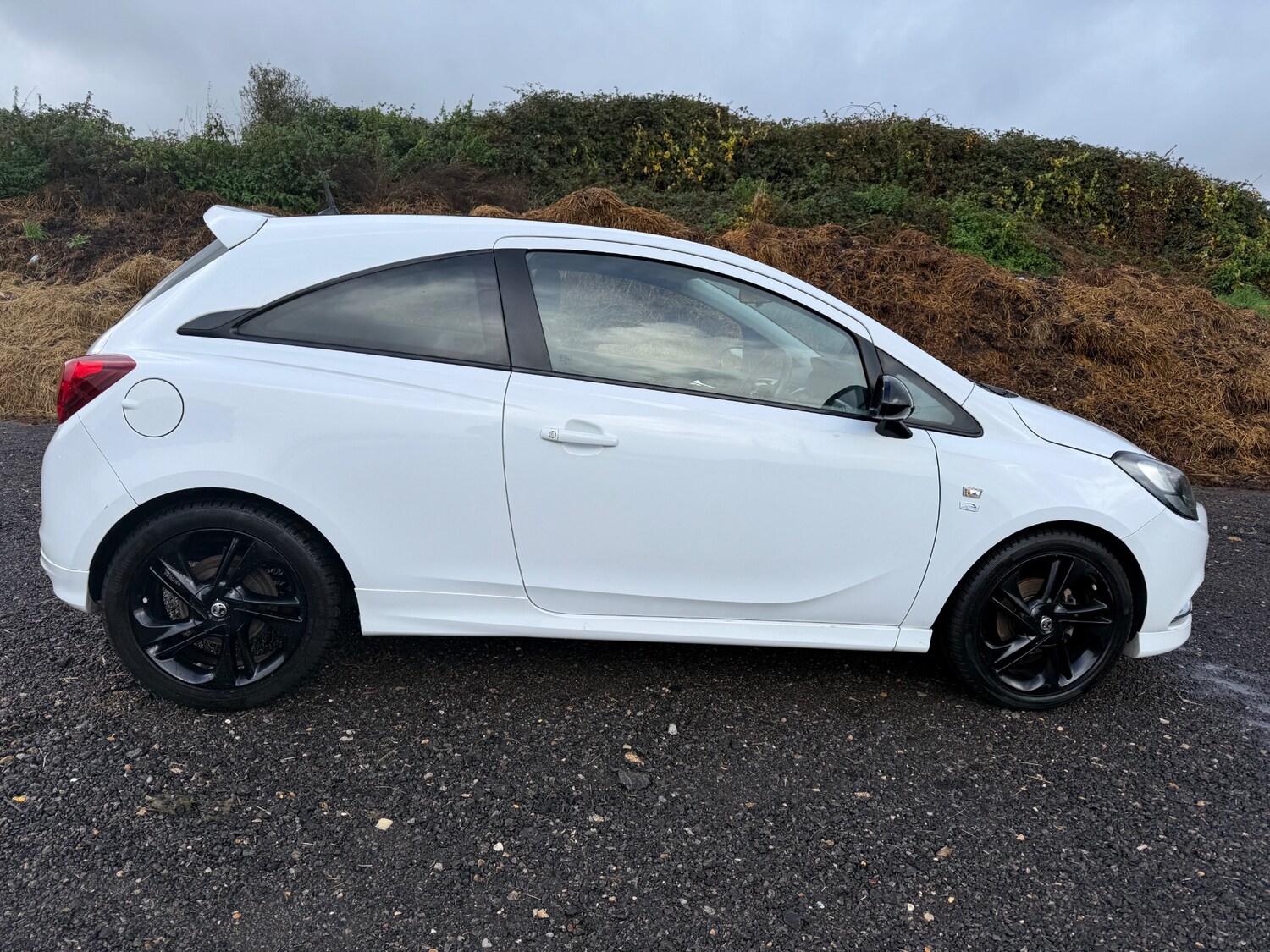 Used Vauxhall Corsa 2015 for sale - 76321654: Photo 4