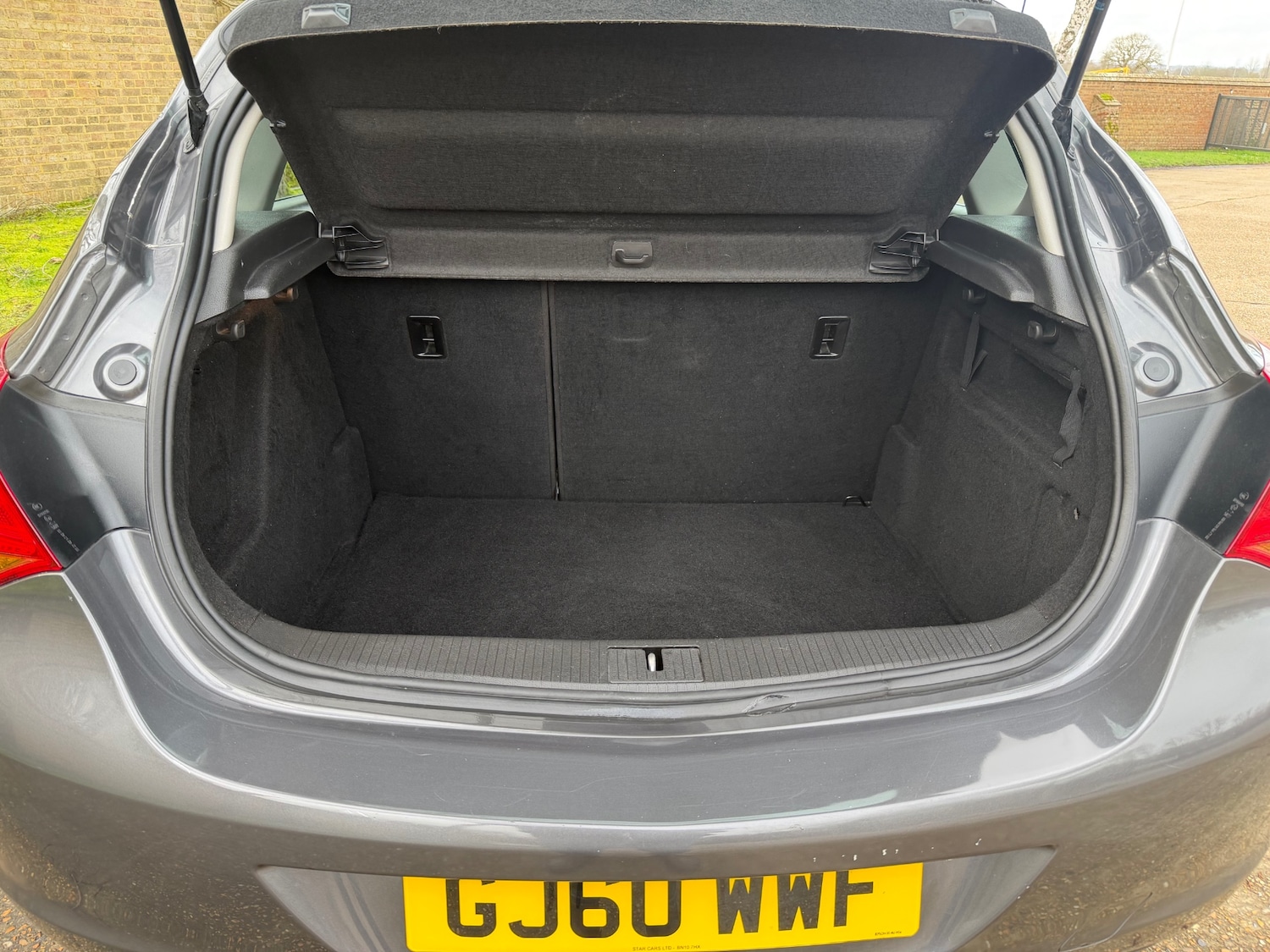 Used Vauxhall Astra 2010 for sale - 77543835: Photo 20