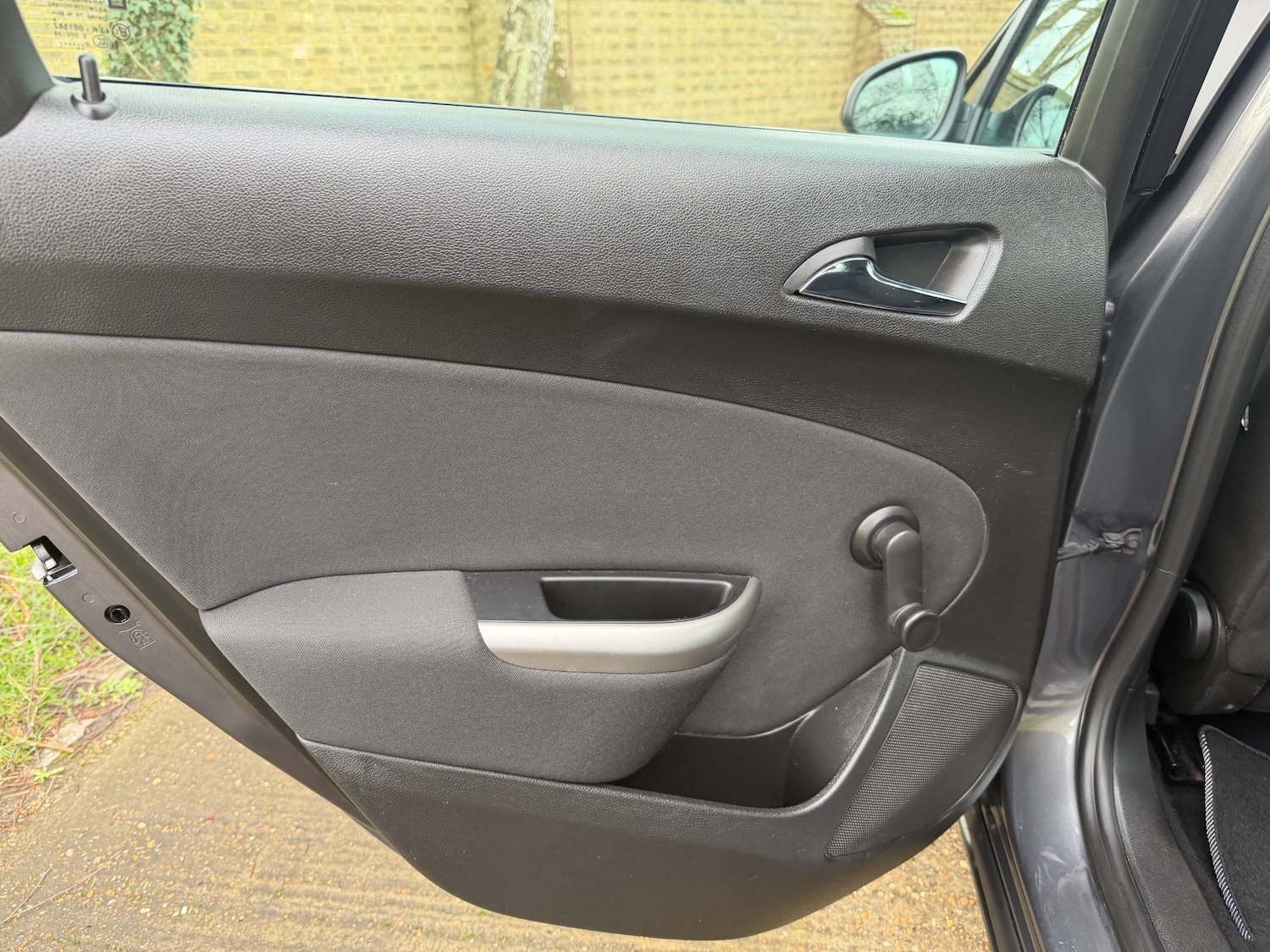 Used Vauxhall Astra 2010 for sale - 77543835: Photo 21