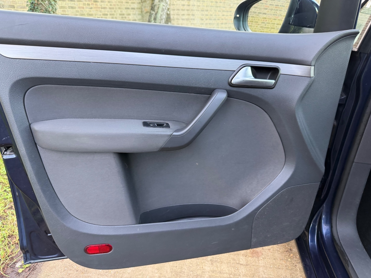 Used Volkswagen Touran 2015 for sale - 76932245: Photo 25