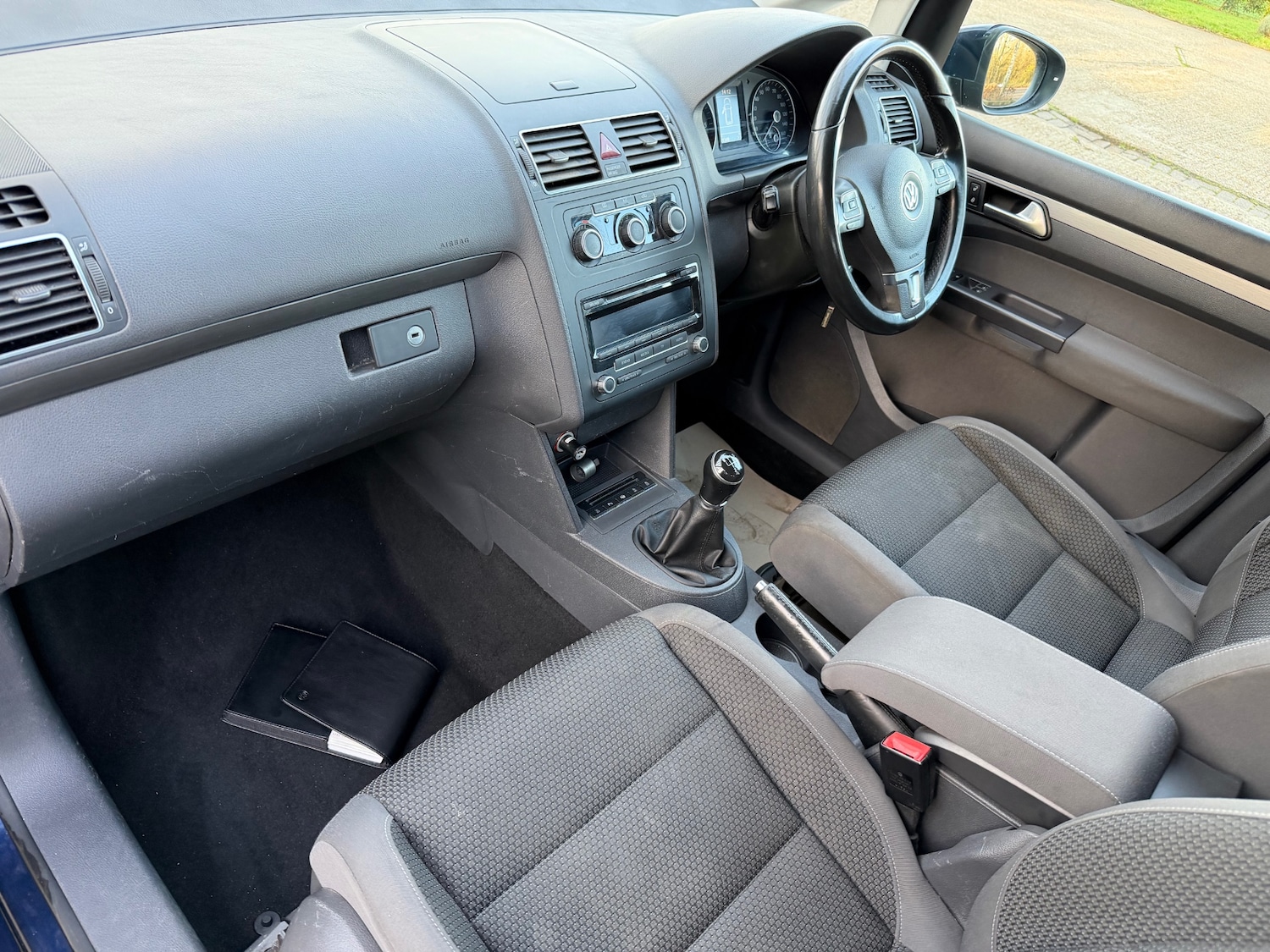 Used Volkswagen Touran 2015 for sale - 76932245: Photo 27