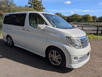 Used Nissan Elgrand 2007 for sale - 76567843: Photo