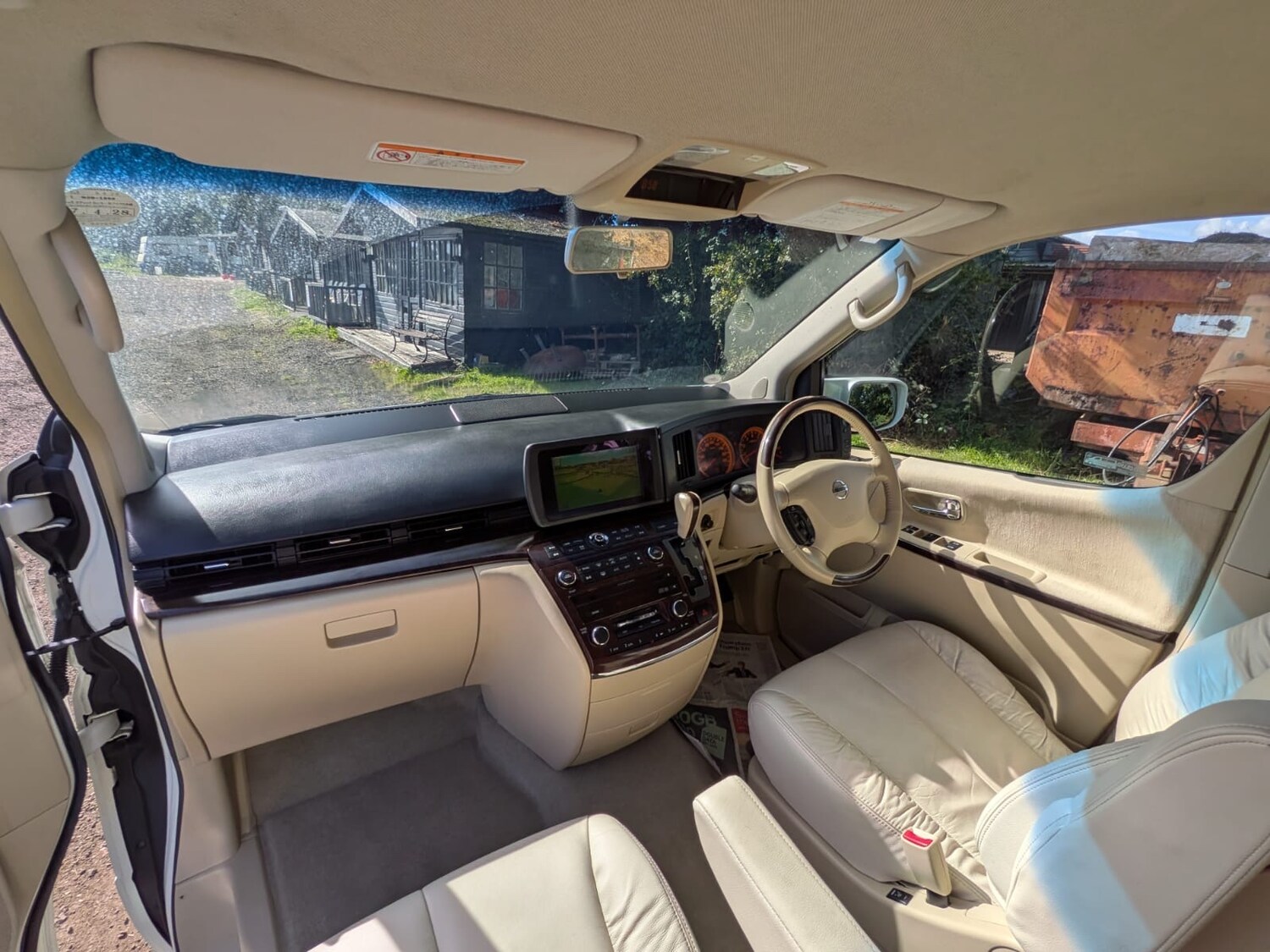 Used Nissan Elgrand 2007 for sale - 76567843: Photo 21