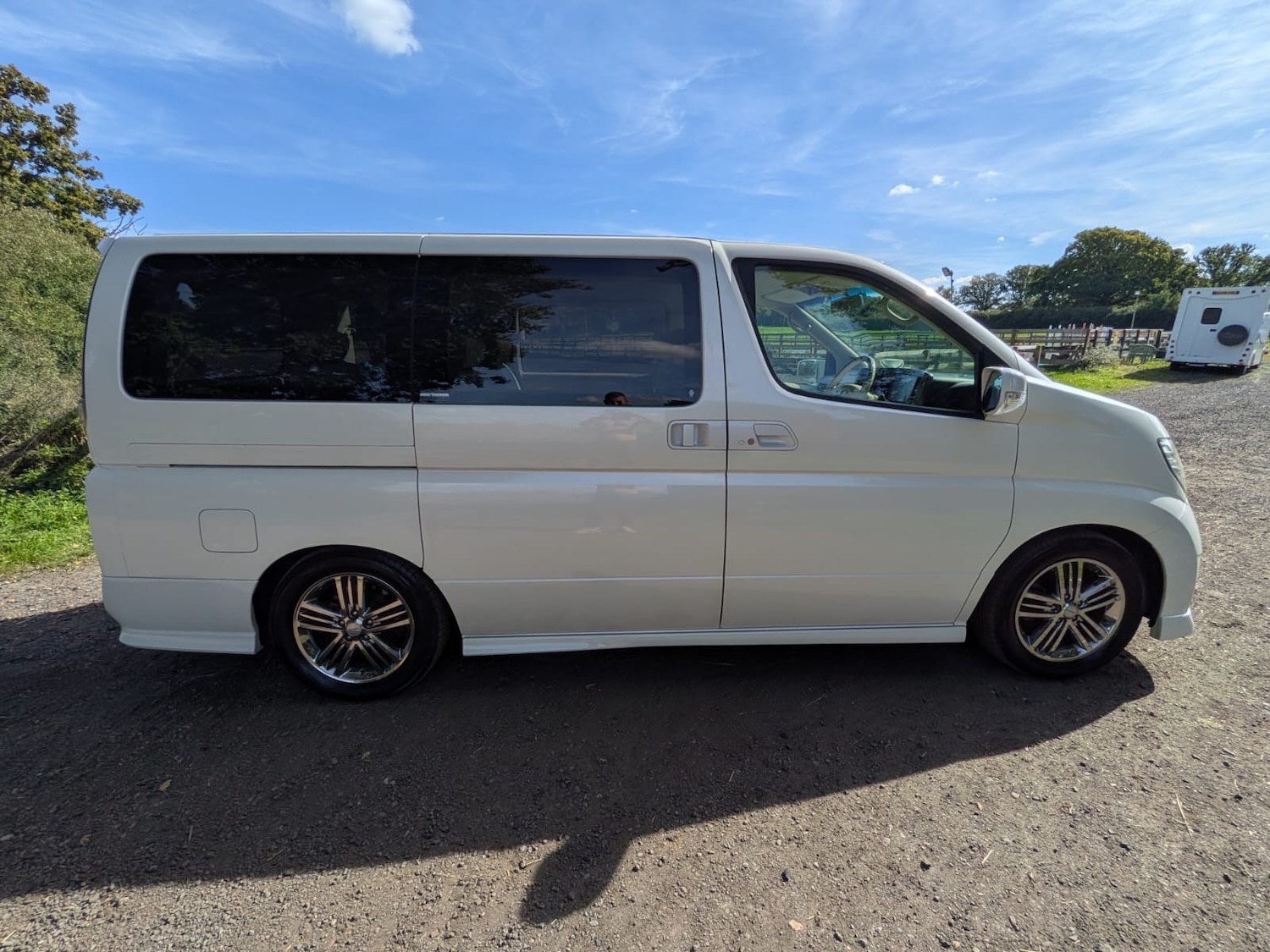Used Nissan Elgrand 2007 for sale - 76567843: Photo 29