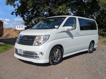 Used Nissan Elgrand 2007 for sale - 76567843: Photo