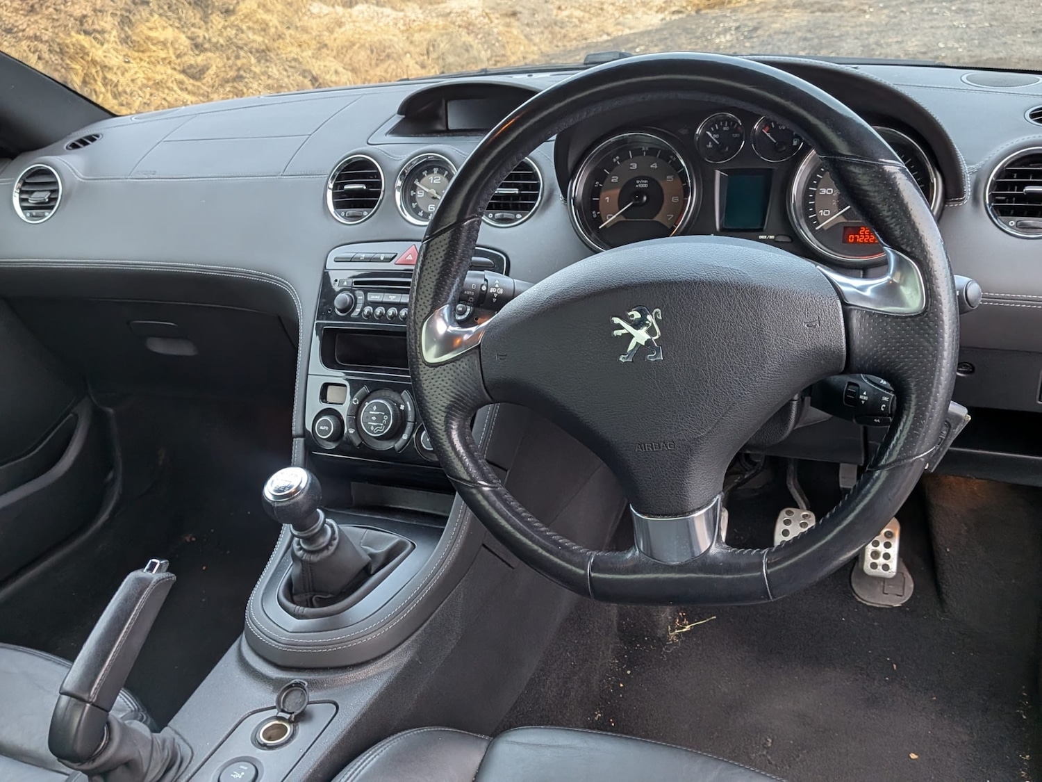 Used Peugeot RCZ 2011 for sale - 77083389: Photo 10