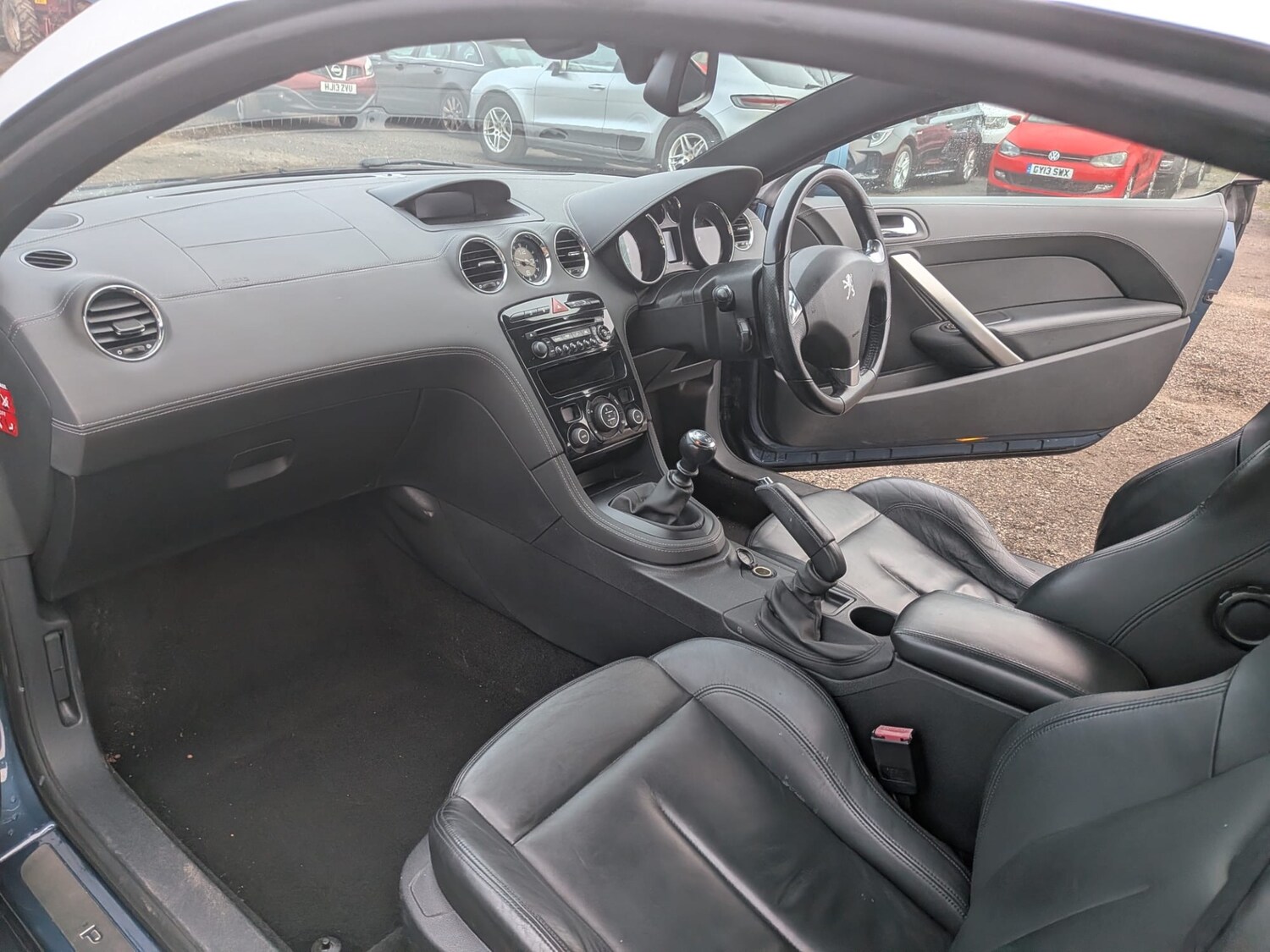 Used Peugeot RCZ 2011 for sale - 77083389: Photo 14