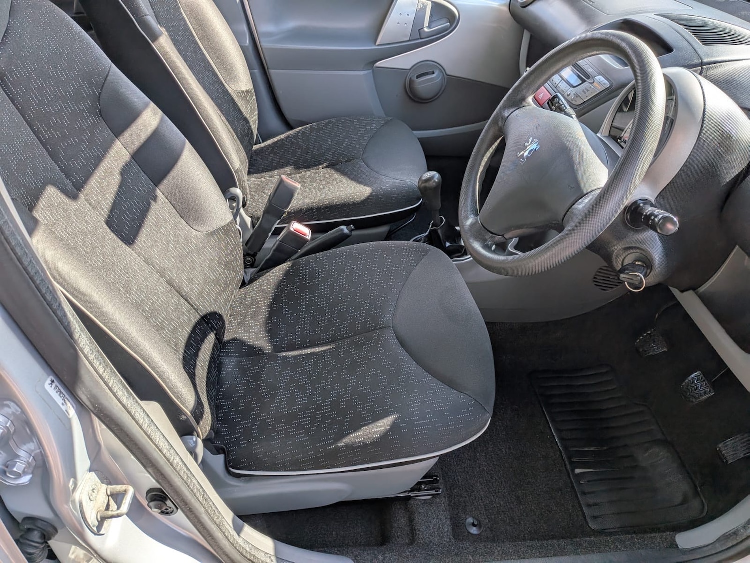 Used Peugeot 107 2011 for sale - 76611496: Photo 11