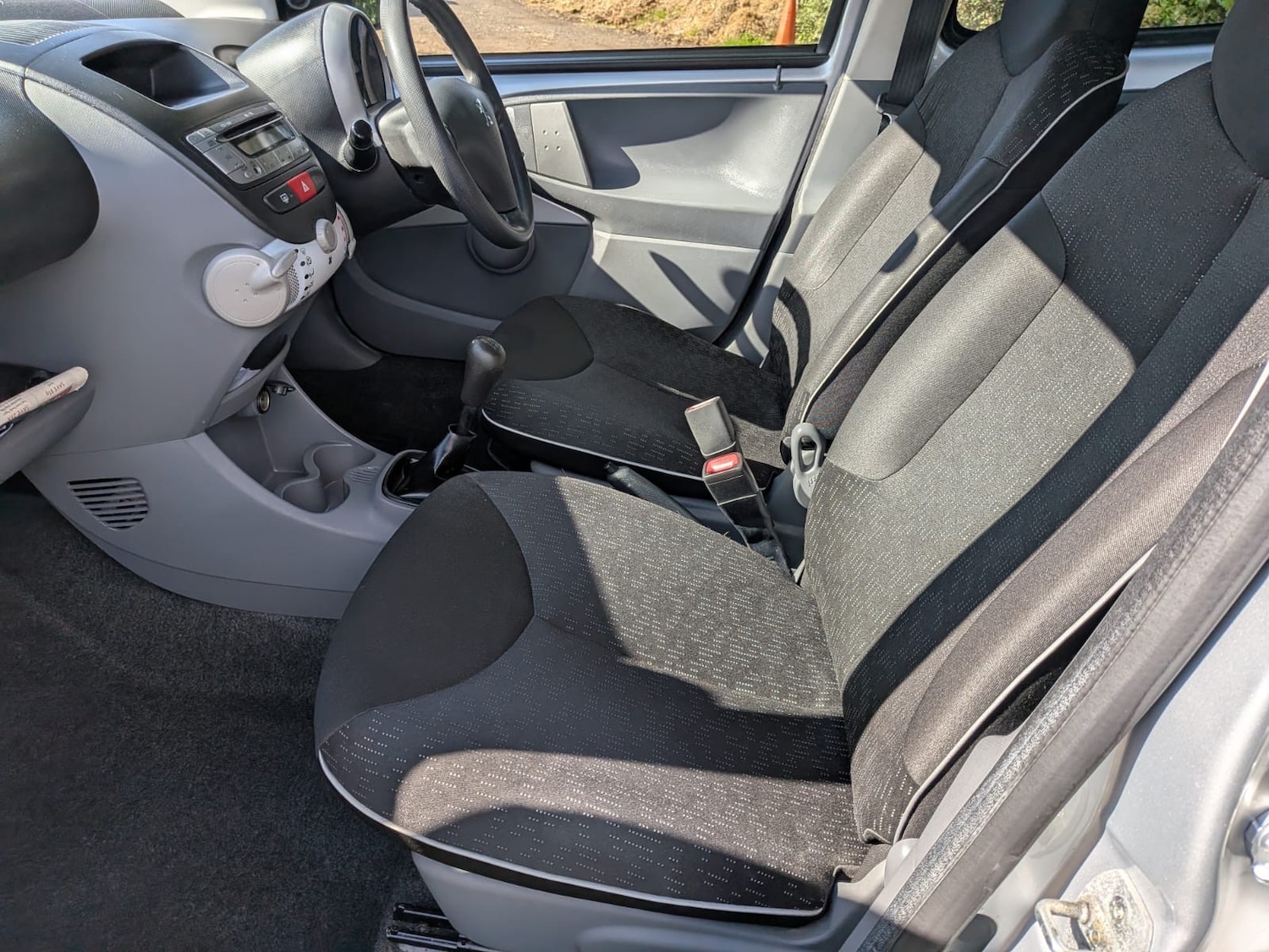 Used Peugeot 107 2011 for sale - 76611496: Photo 13