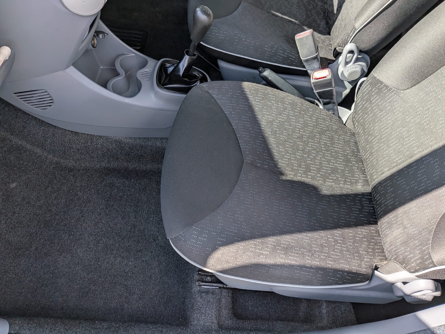 Used Peugeot 107 2011 for sale - 76611496: Photo 15