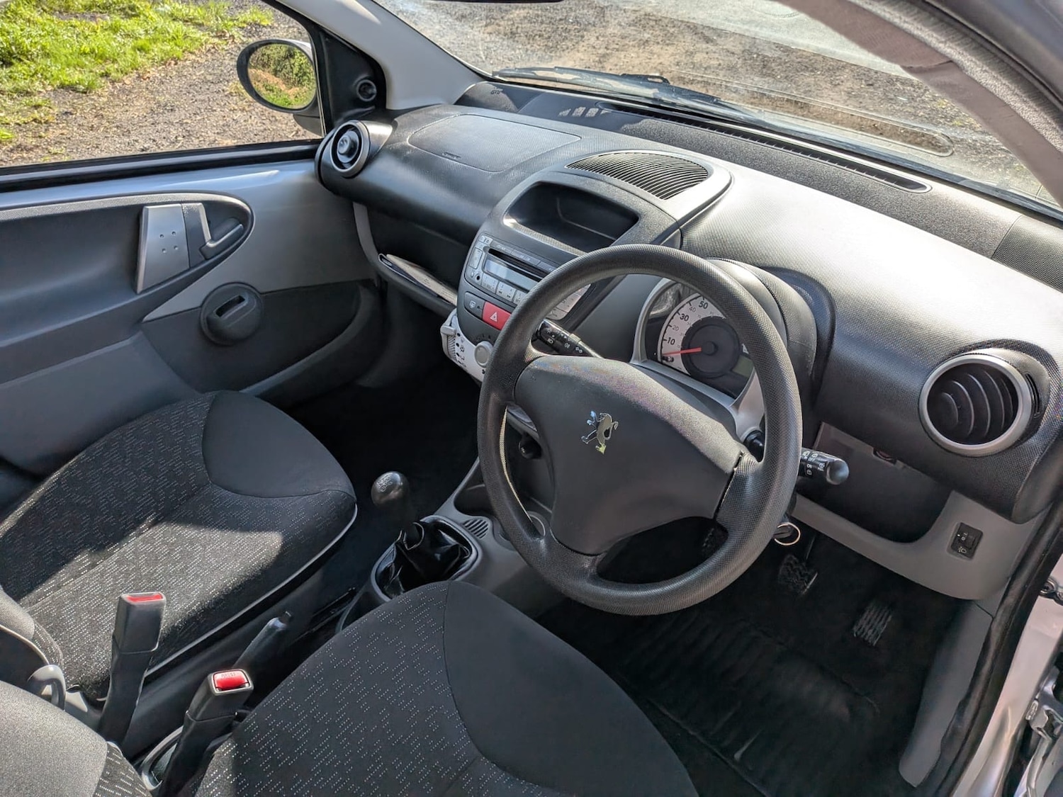 Used Peugeot 107 2011 for sale - 76611496: Photo 19