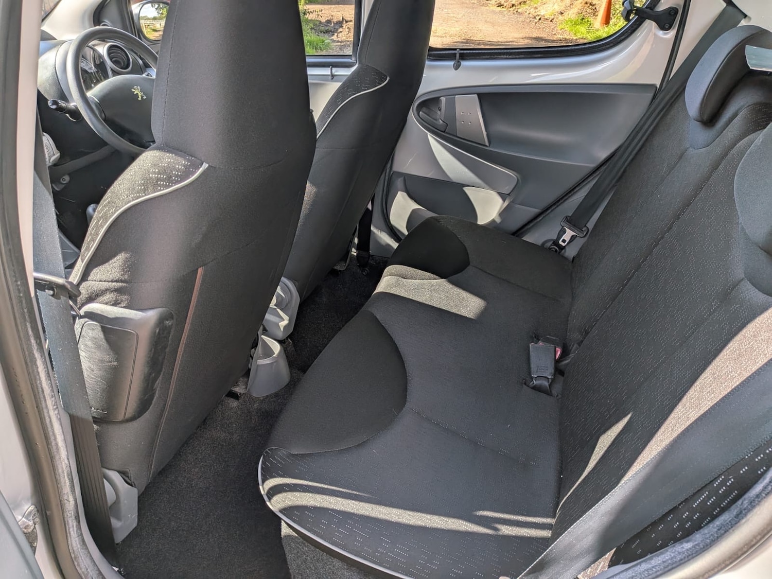 Used Peugeot 107 2011 for sale - 76611496: Photo 20