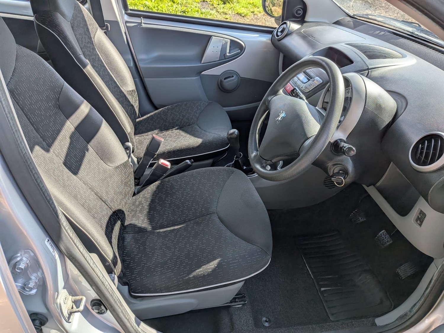 Used Peugeot 107 2011 for sale - 76611496: Photo 21