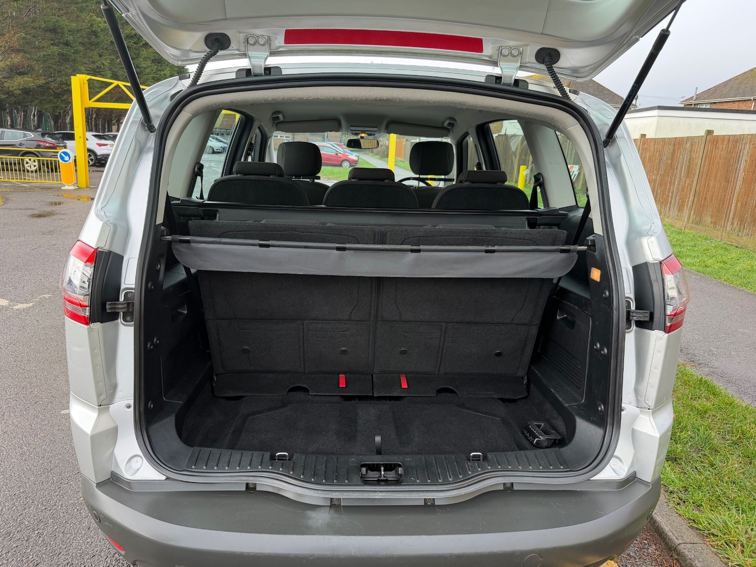 Used Ford S-Max 2012 for sale - 77449575: Photo 17