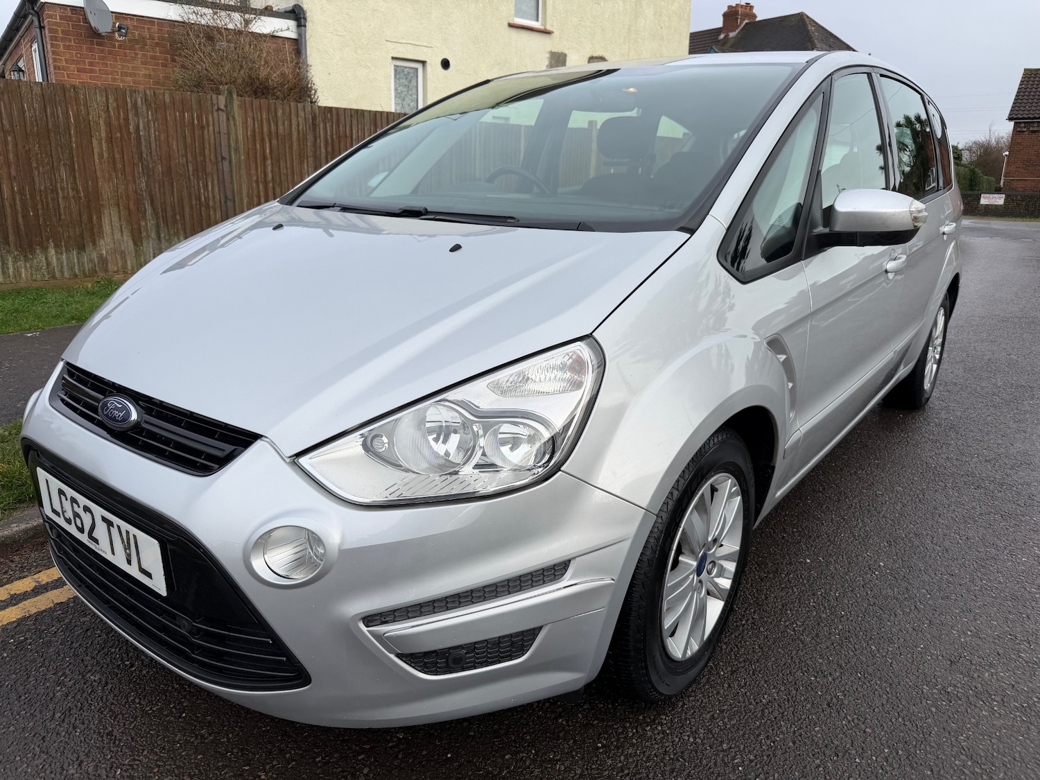 Used Ford S-Max 2012 for sale - 77449575: Photo 4