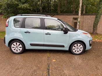 Used Citroen C3 Picasso 2016 for sale - 75904142: Photo