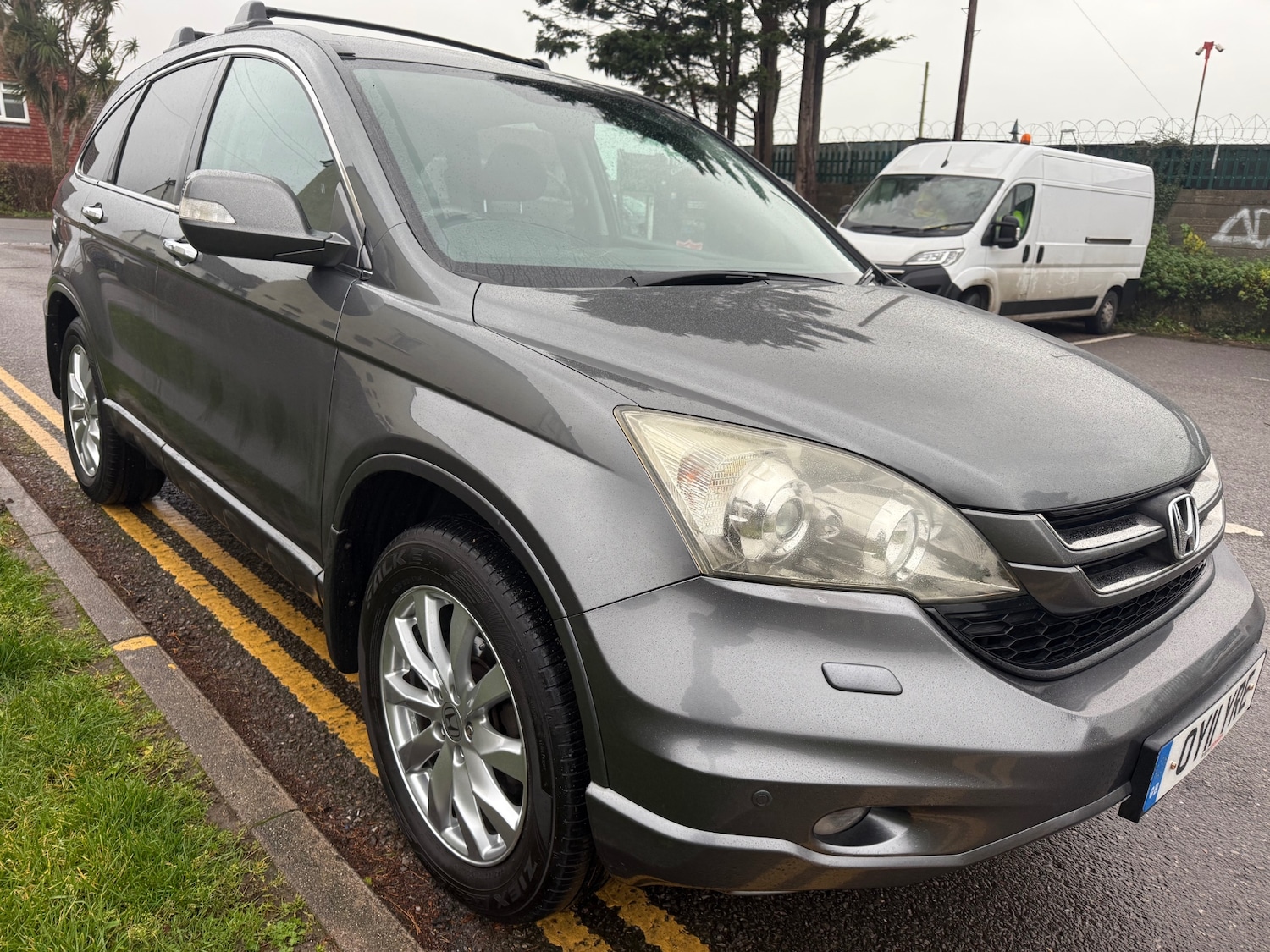 Used Honda CR-V 2011 for sale - 76807989: Photo 2