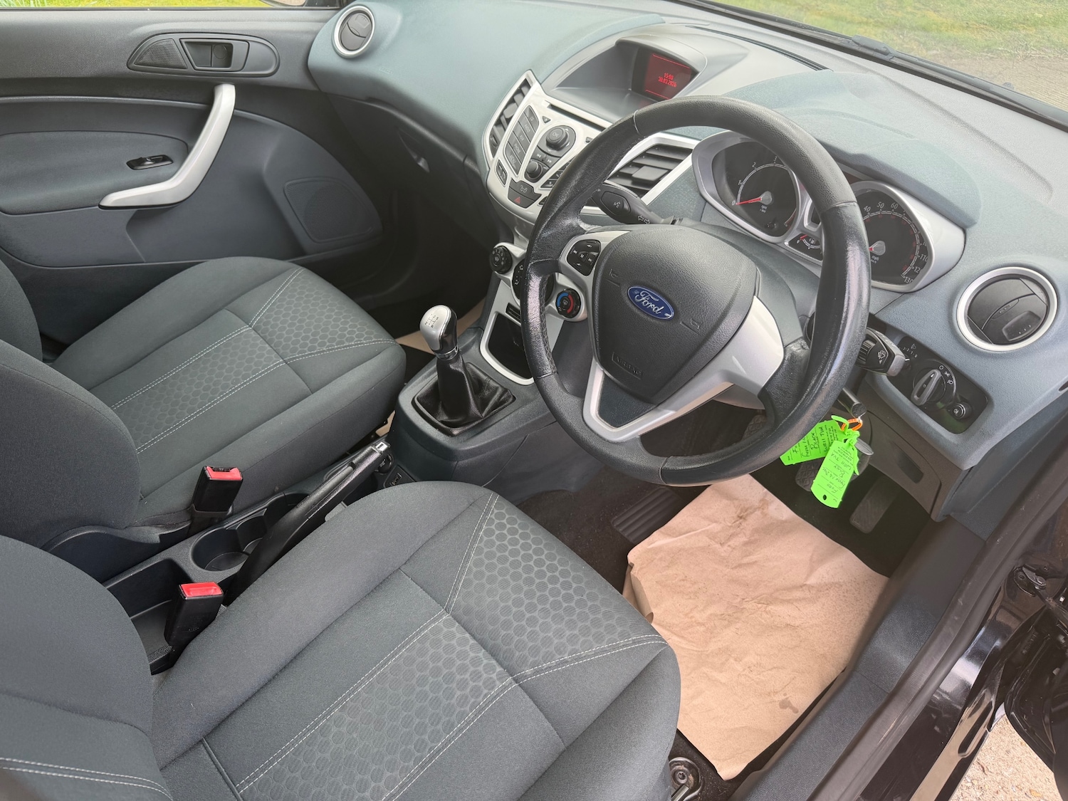 Used Ford Fiesta 2011 for sale - 78067410: Photo 16