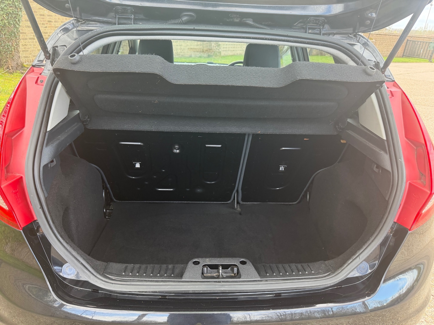 Used Ford Fiesta 2011 for sale - 78067410: Photo 20