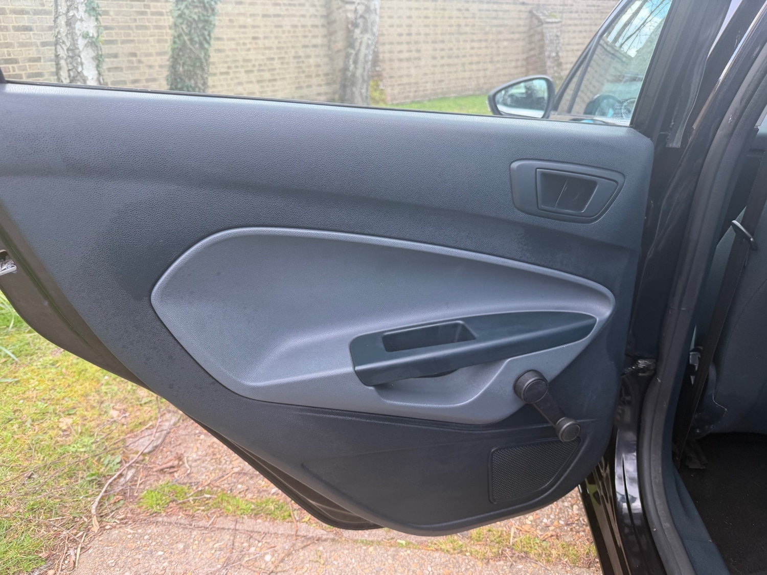 Used Ford Fiesta 2011 for sale - 78067410: Photo 21