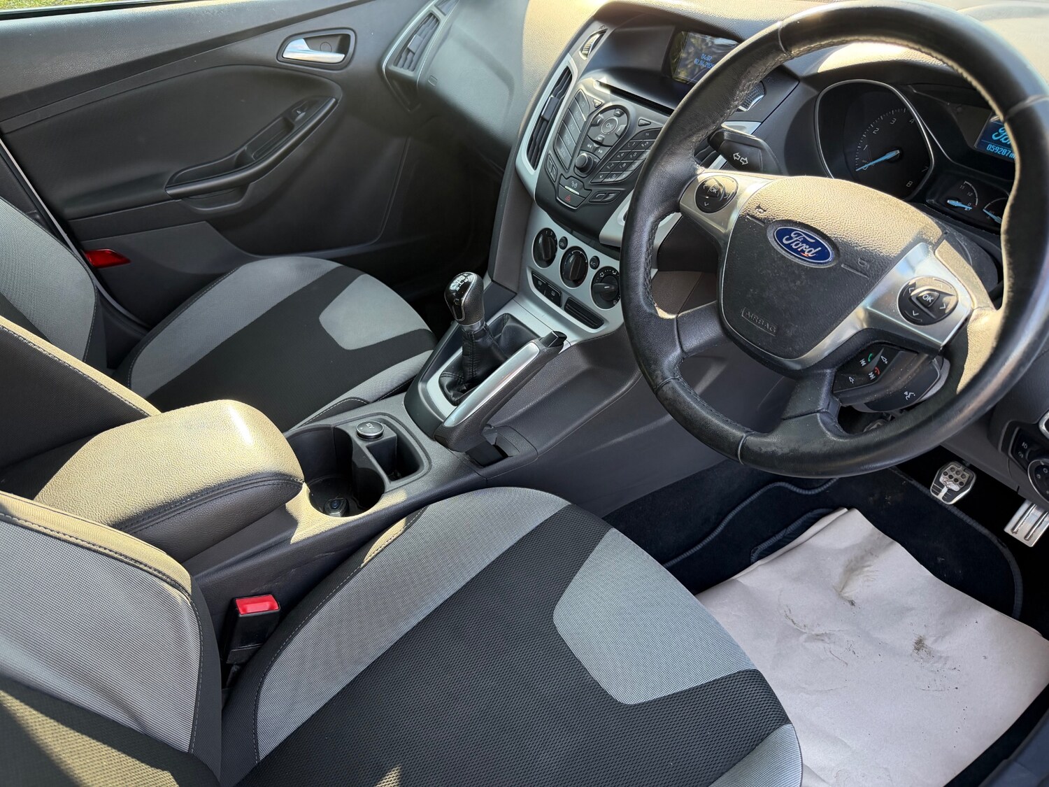 Used Ford Focus 2012 for sale - 78108977: Photo 15