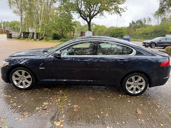 Used Jaguar XF 2010 for sale - 75774048: Photo