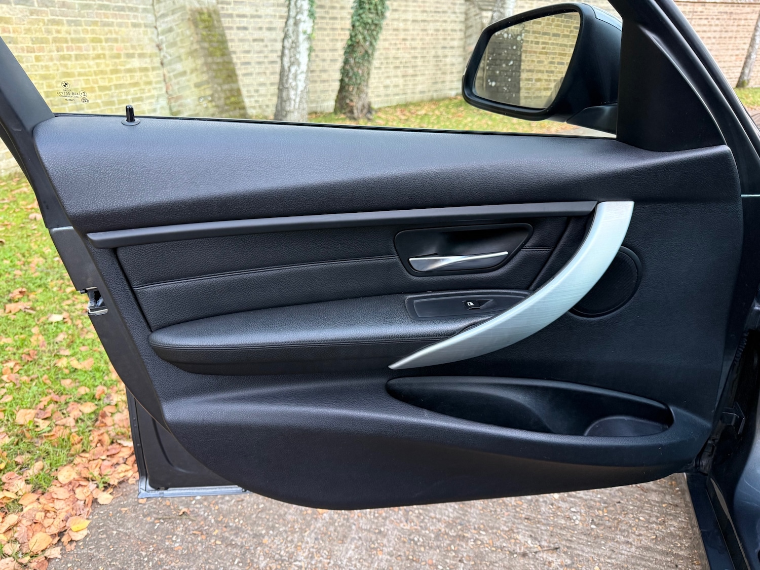 Used BMW 3 Series 2013 for sale - 76687438: Photo 23