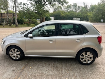 Used Volkswagen Polo 2011 for sale - 75567160: Photo
