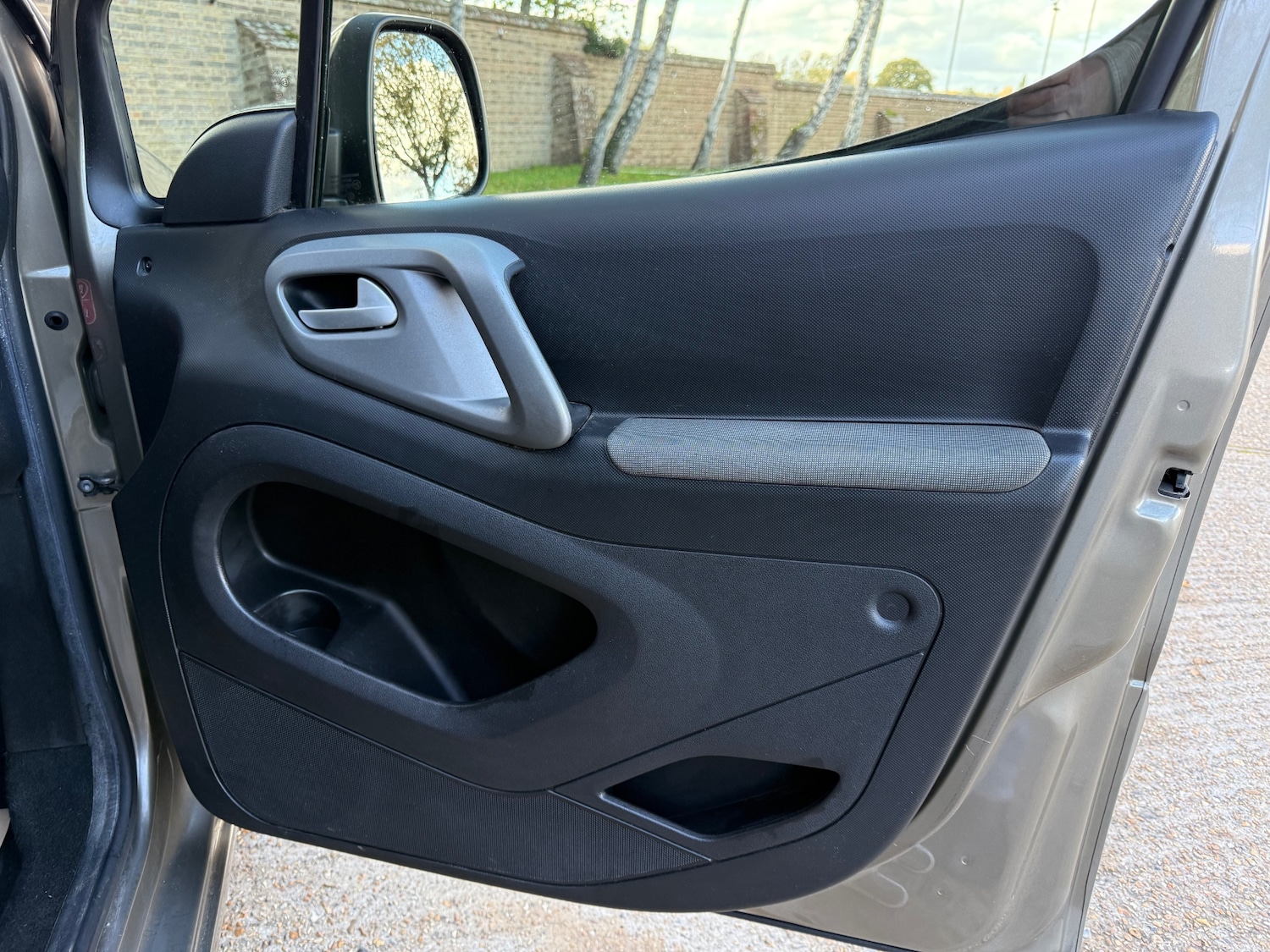 Used Peugeot Partner Tepee 2015 for sale - 76366375: Photo 13