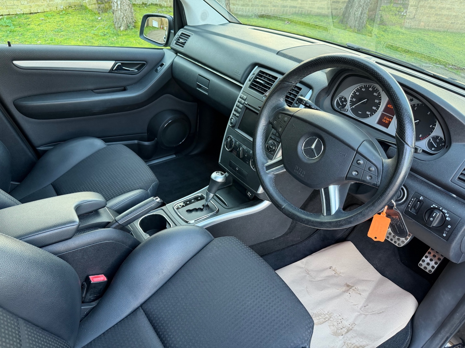 Used Mercedes-Benz B Class 2010 for sale - 77732894: Photo 12